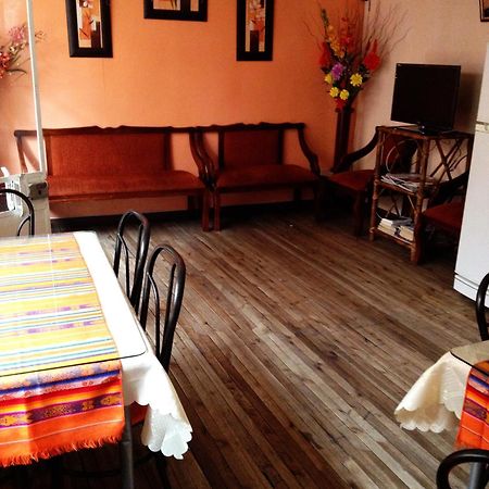 Hostal Yumbo Imperial Quito Dış mekan fotoğraf