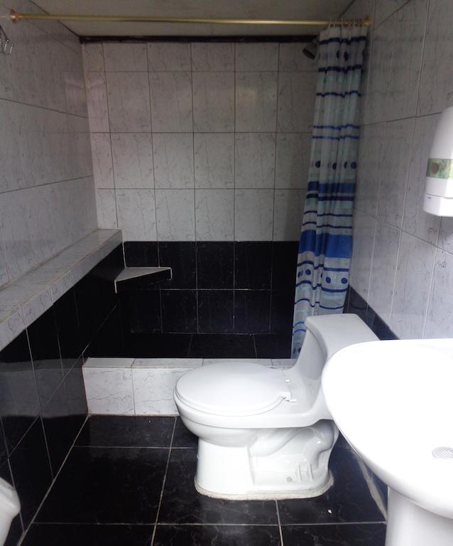 Hostal Yumbo Imperial Quito Oda fotoğraf