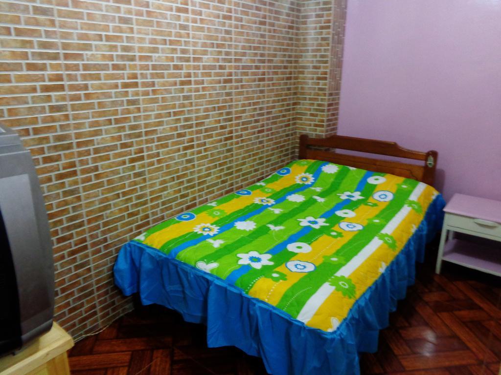 Hostal Yumbo Imperial Quito Oda fotoğraf