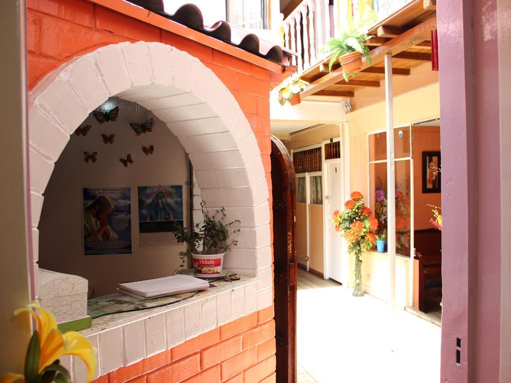 Hostal Yumbo Imperial Quito Dış mekan fotoğraf