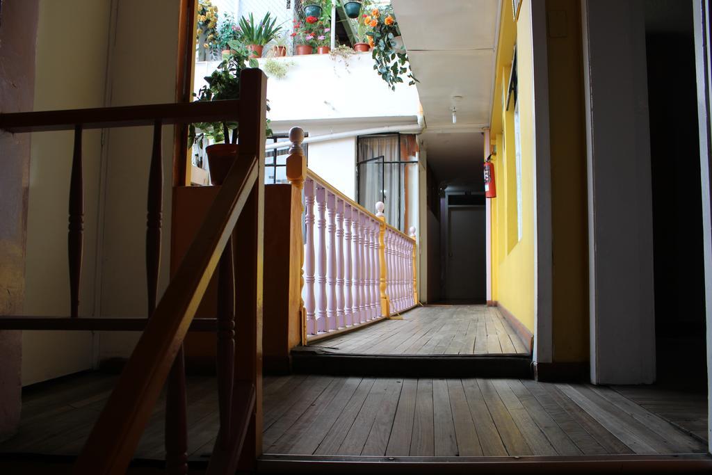 Hostal Yumbo Imperial Quito Dış mekan fotoğraf