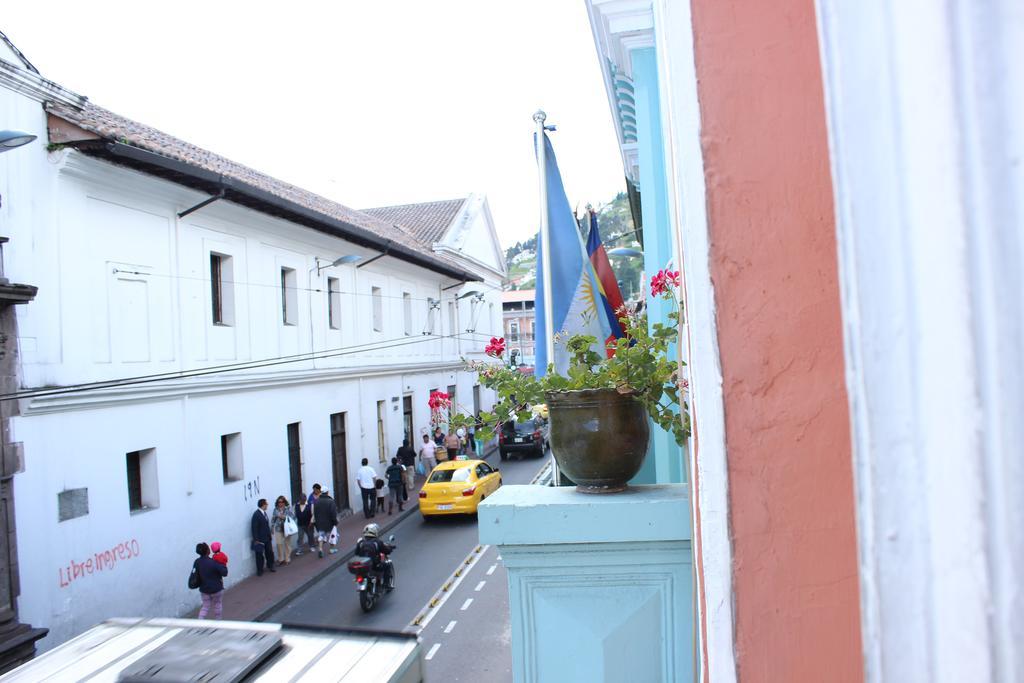 Hostal Yumbo Imperial Quito Dış mekan fotoğraf